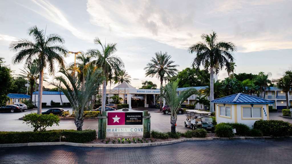 Magnuson Hotel Marina Cove Sankt Petersburg Exterior foto